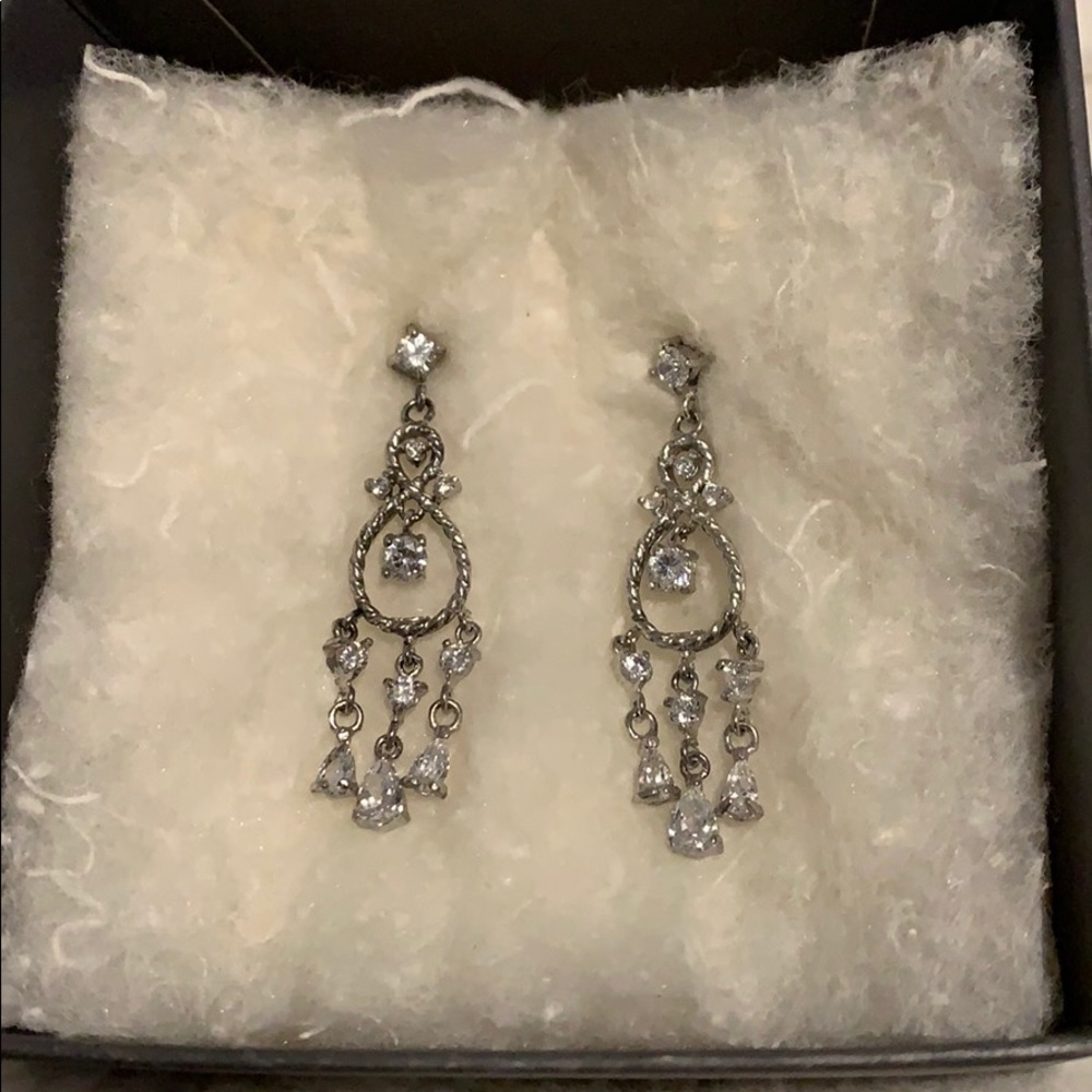 Brand New Stunning Austrian Crystal Earrings